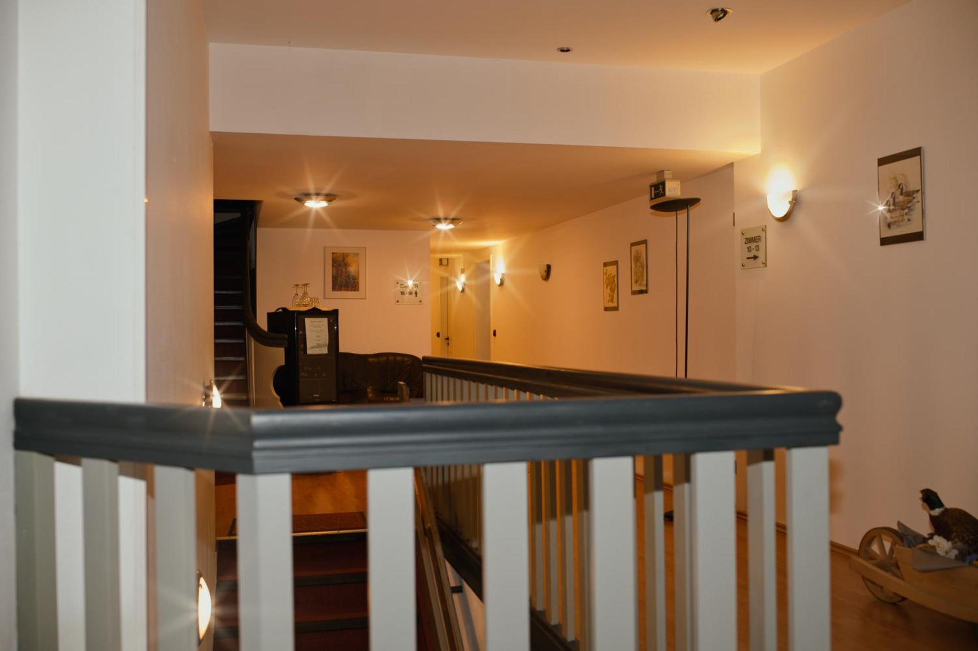 Hotel Waldhaus Romhild Bagian luar foto